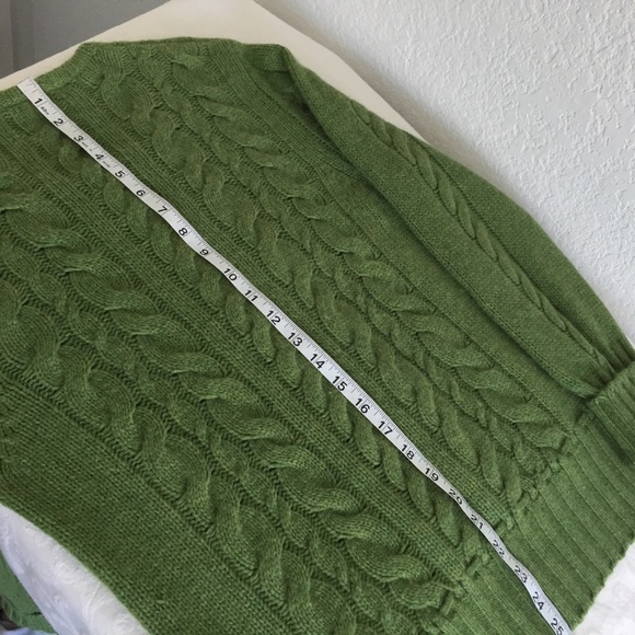 mariele waithe green cable knit cashmere sweater - Picture 7 of 7